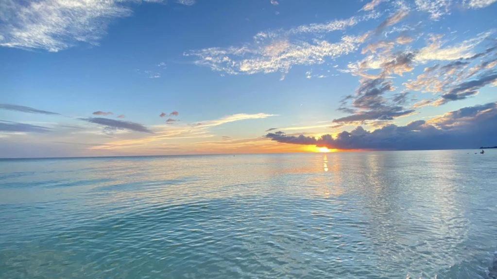 Amazing Beach Getaway Pool Condo By The Beach Bradenton Beach Εξωτερικό φωτογραφία